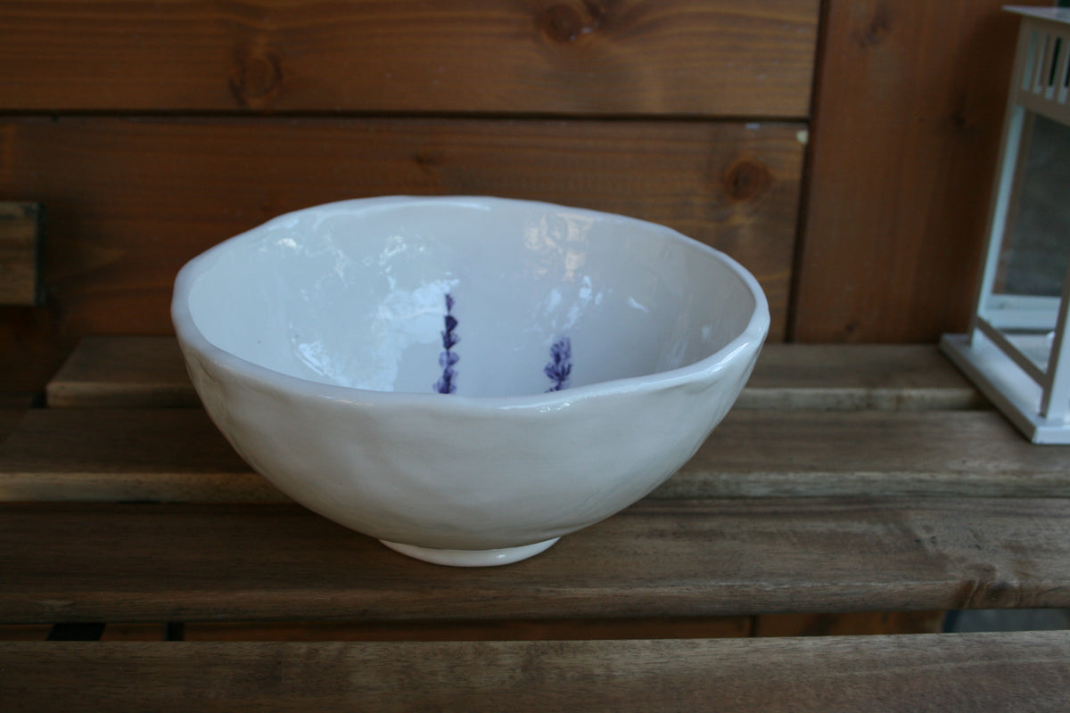 Ciotola grande lavanda (diametro 19 cm)
